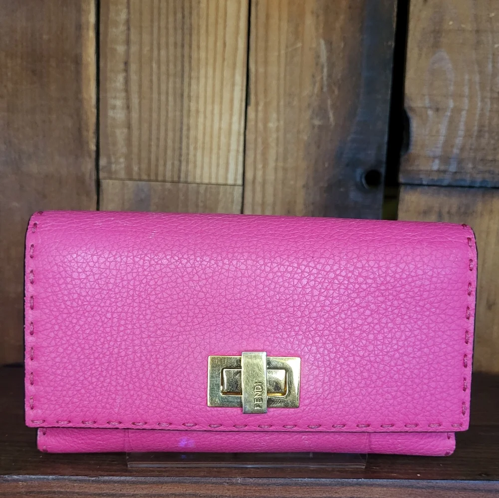 Fendi Peekaboo Selleria Pink Wallet - Picture 2 of 15